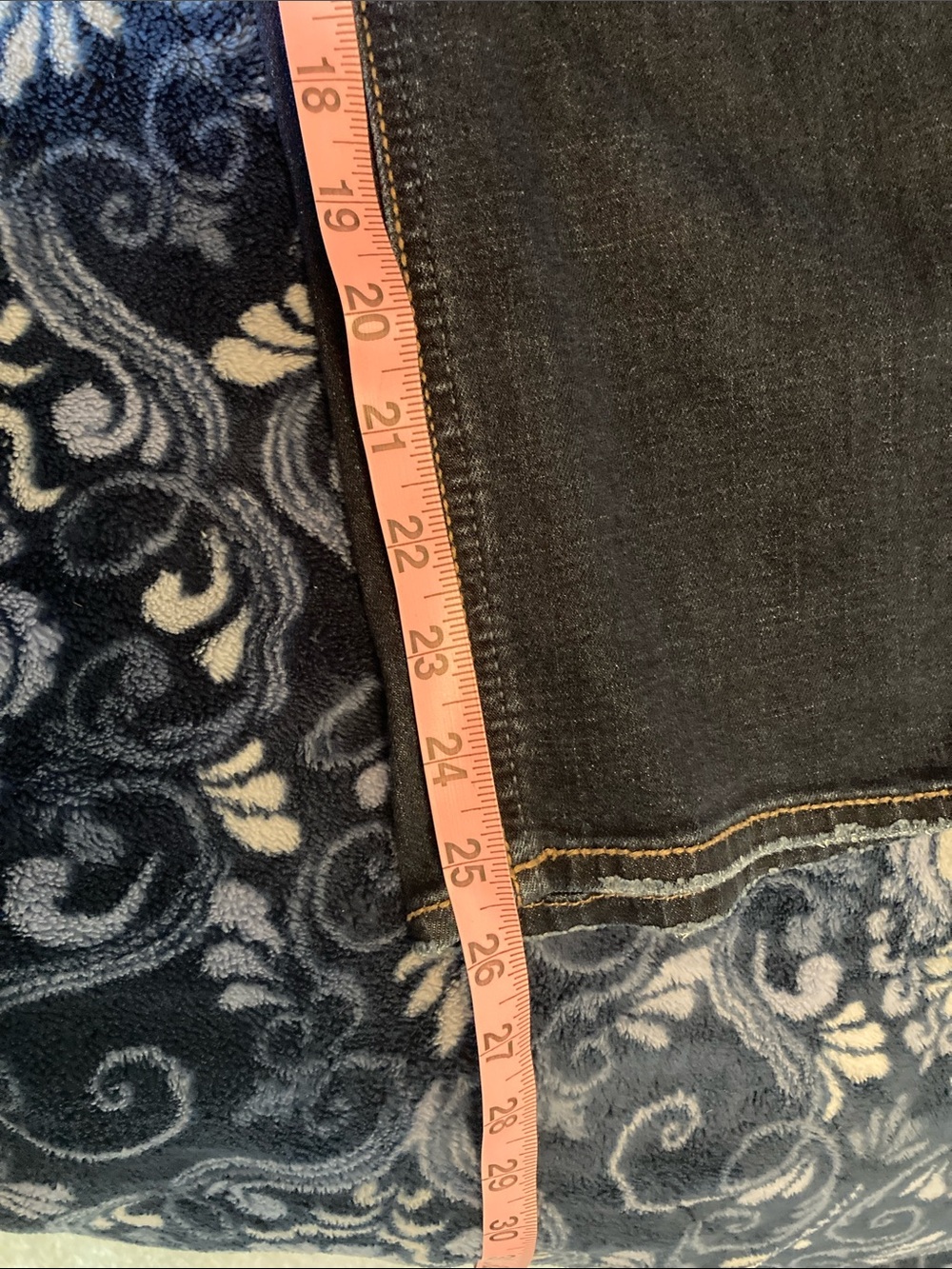 Silver Jeans suki capri Dark Indigo Women size 14w - Picture 9 of 9